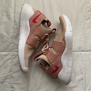 Nike Free Run Commuter Shoes